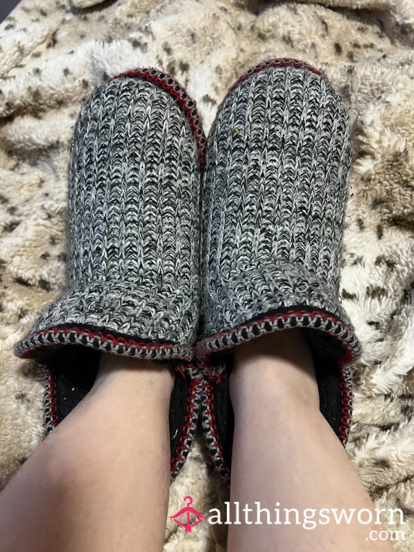 Deeply Worn & Stinky Muk Luks Slippers 🔥