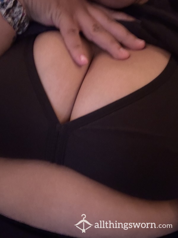 Delicious Big Hot Titties  🥵