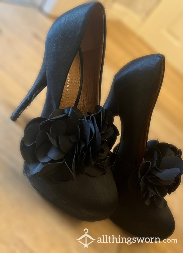 REDUCED Designer Kurt Geiger Black Shoes