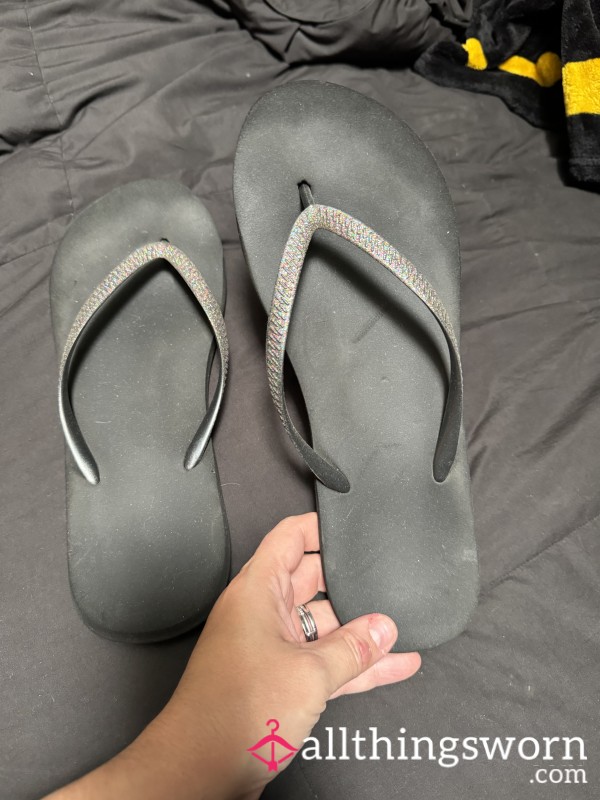 DIRTY FLIP-FLOPS