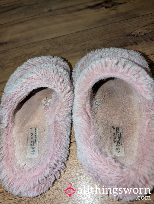 Dirty Pink Fluffy Open Toe Slippers