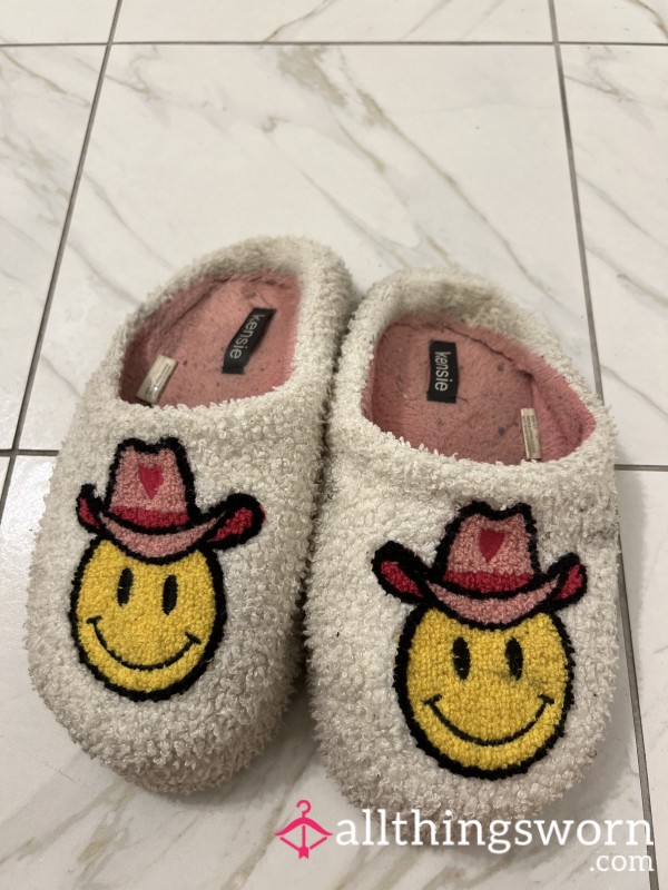 Dirty Smiley, Face House Slippers