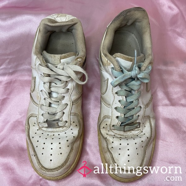 DIRTY  Sneakers