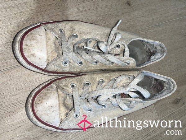 DIRTY STINKY CONVERSE - 6 Years Old