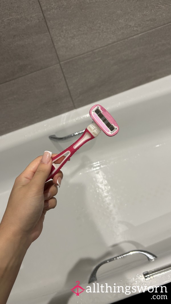 Dirty Used Razor On S**y Teen Blonde