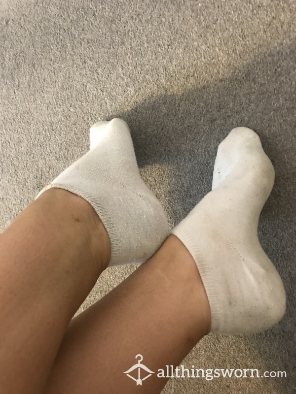 Dirty White Ankle Socks