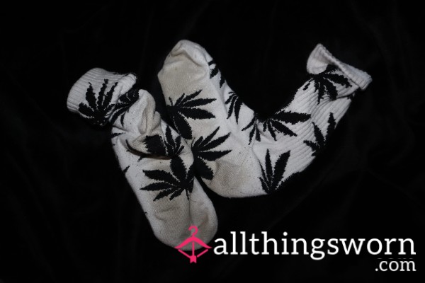 Dirty White/Black Huf Socks