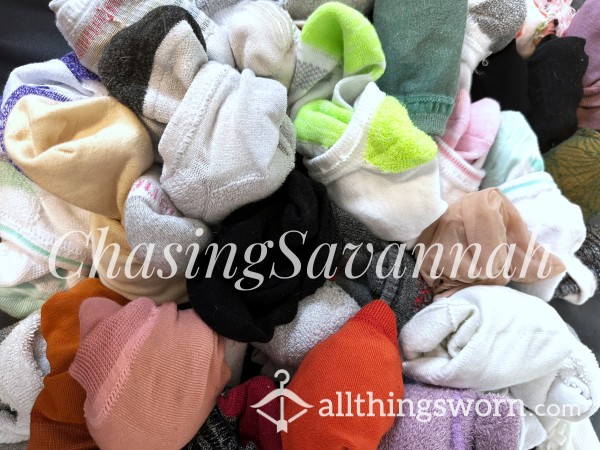 DISCOUNT 72h Mystery Socks (Sellers Choice) 💋