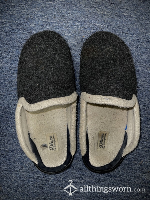 Gross Slippers [LAST CHANCE 04/01]