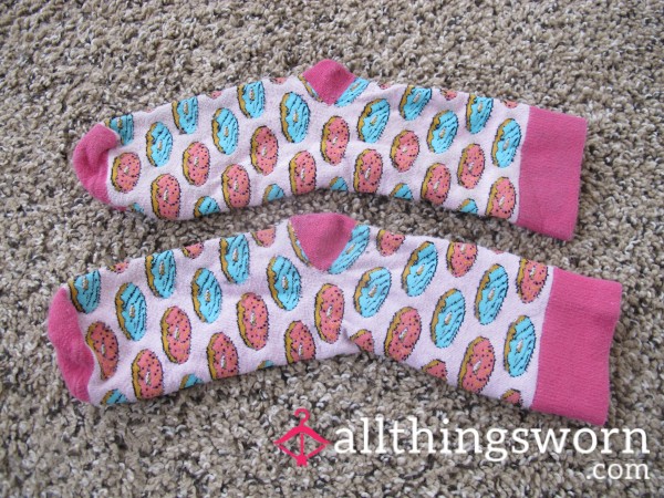 **DONUT SOCKS!!**