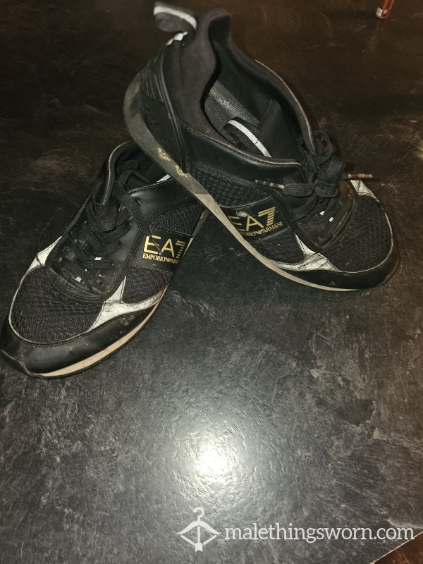 EA7 ARMANI RUNNING SHOES GOLD