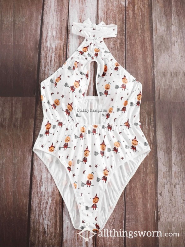 Eeeeeee 🎃 Halloween One Piece Bodysuit