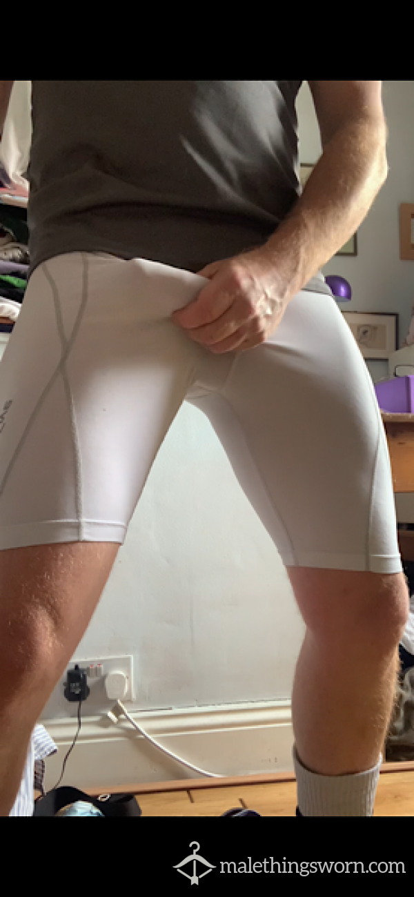 Epic Wank In Lycra. 10 Pics Plus Front Image