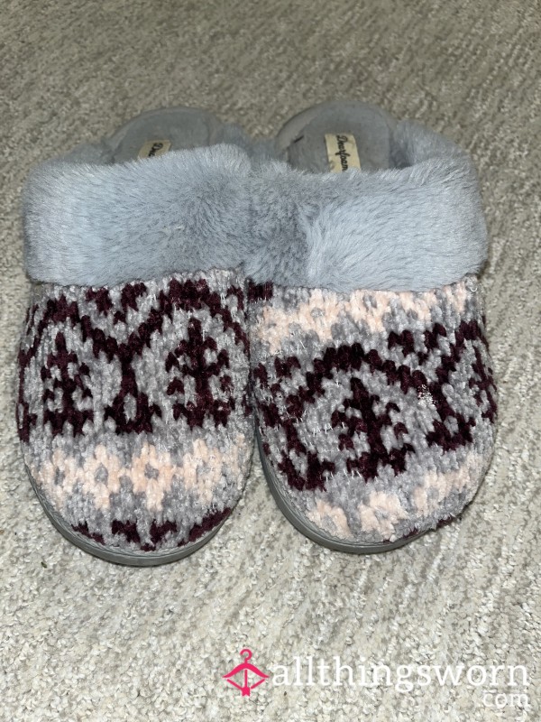 Everyday Well Worn Fuzzy Slippers - 9-10