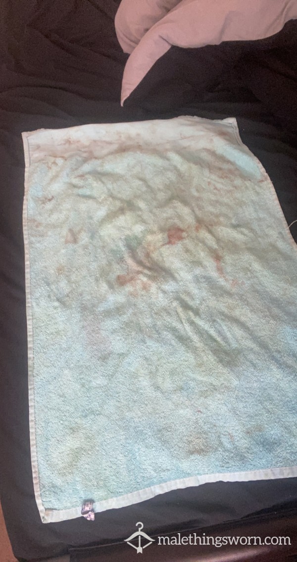 EXTREMELY DIRTY 1 TIME OFFER 4yr+ Old S**/c*m Towel