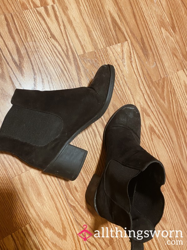 Extremely Used Black Booties