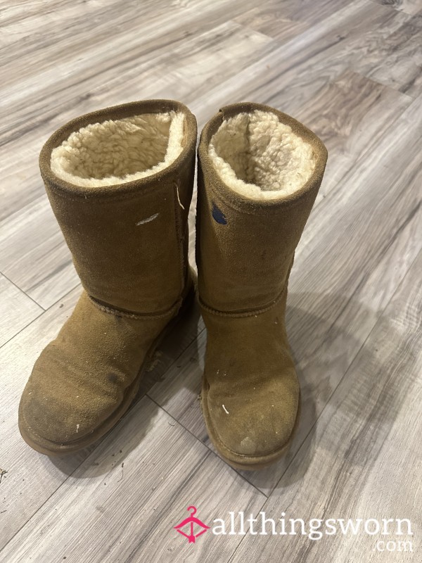 EXTREMELY Worn Bear Paw Boots