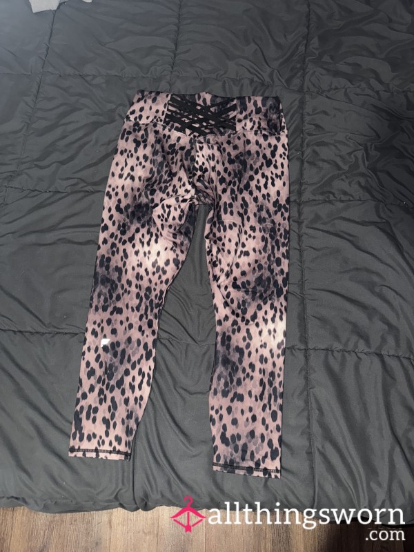 Fabletics Cheetah Legging 🐆