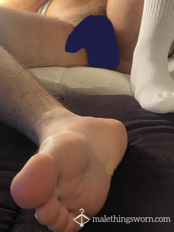 Feet, Balls And An 8inch French C*ck.