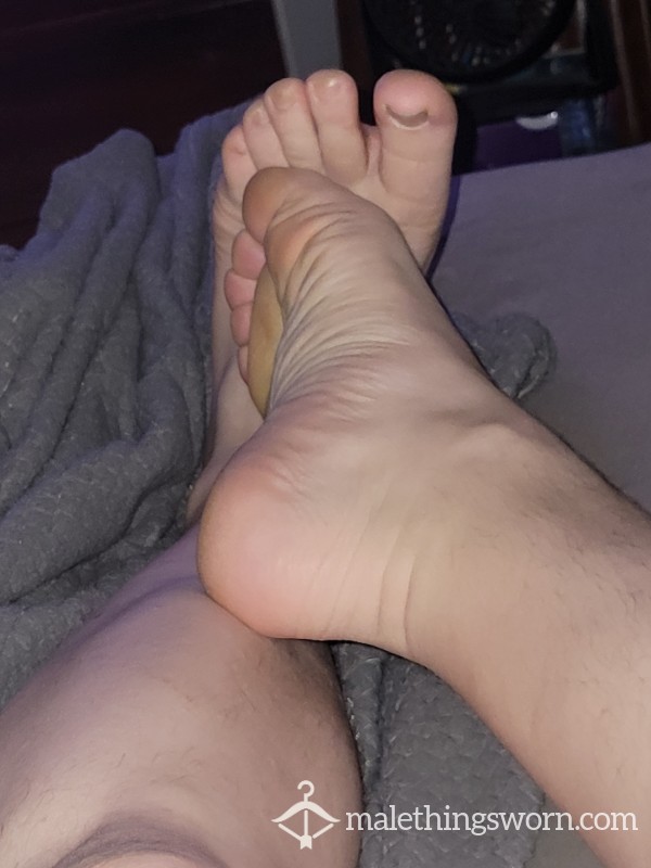 Feet Pictures