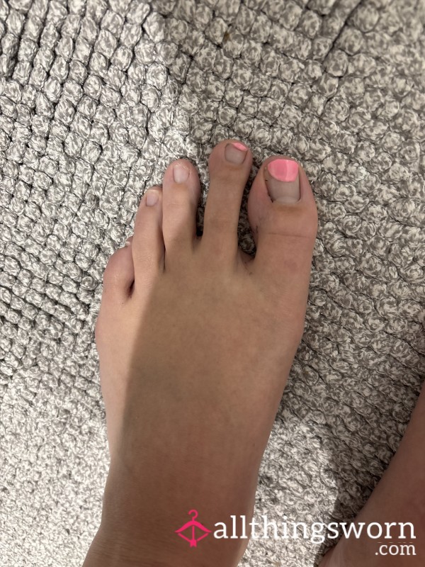 Feet Pictures