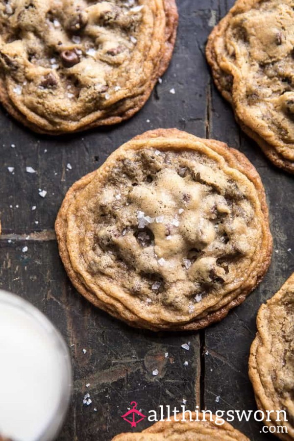 Fetish Masterchef Is At Your Service. Four Fetish Cookies That Are Baked To Perfection! Take A Bite With Any Of The Toppings Listed Within. Including NEXT DAY SPECIAL Delivery. ✈️