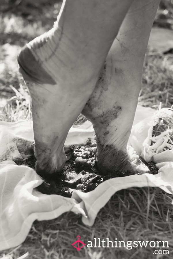 Filthy Vintage Pantyhose, Used For A Fetish Photoshoot. Absolutely Soaked In Black Doris Plum Juice. A Work Of Art. A Talking Piece. An Original Collectable Item.