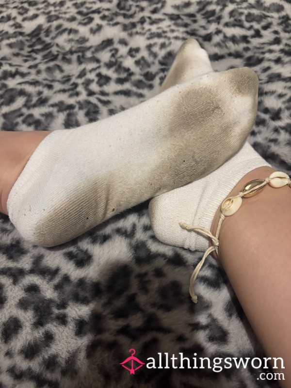 Filthy White Trainer Socks