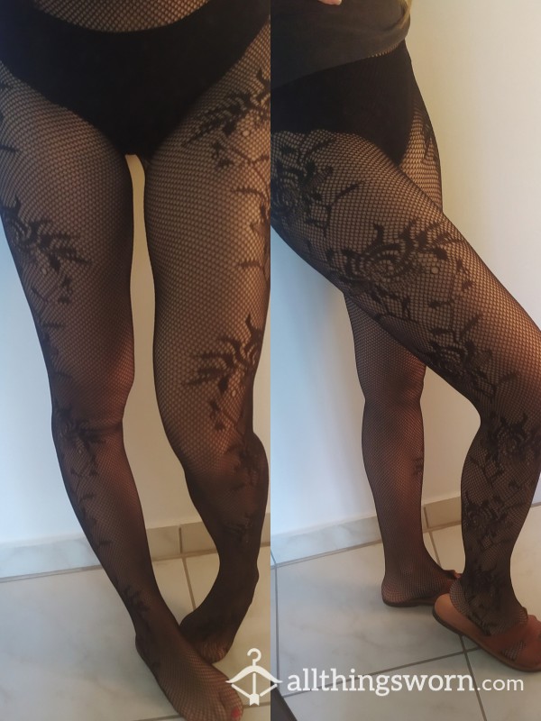 Fishnet Flower Pantyhose 😻