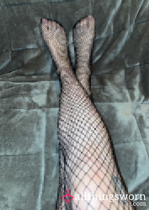 Fishnets And Size 4 Feet