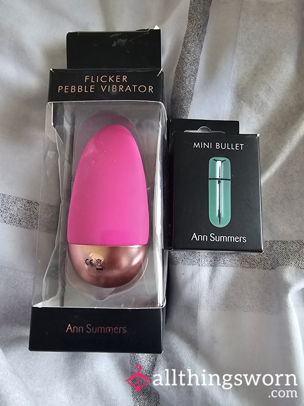 Flicker Pebble Vibrator