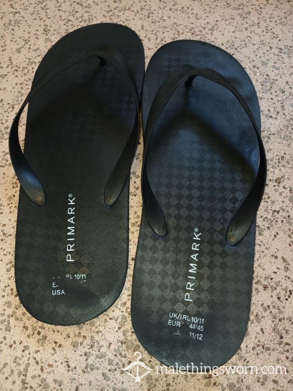 SOLD Flip Flops (L) UK10/11 US11/12 EU44/45 🩴