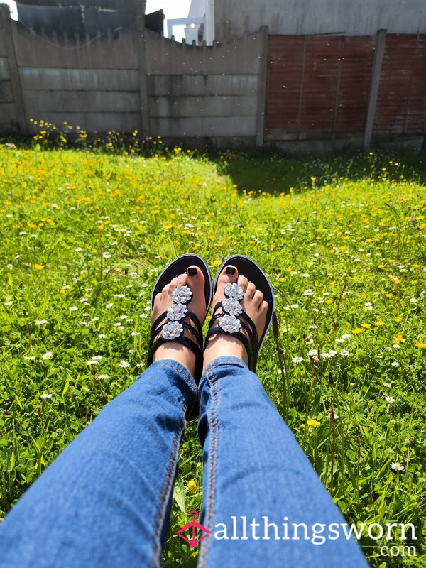 Flower Gemstone Sandals