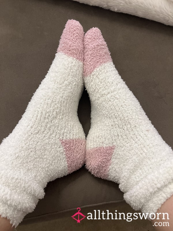 ☁️ Fluffy Bed Socks ☁️