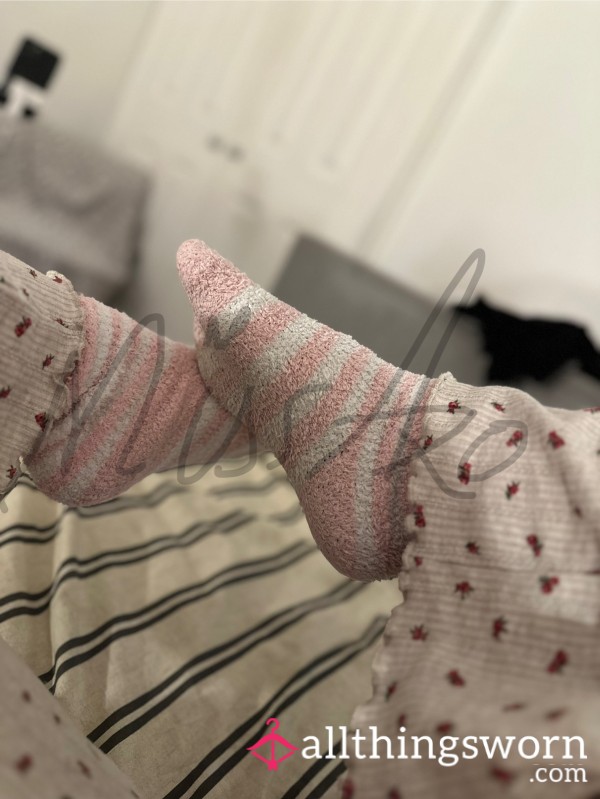 Fluffy Bed Time Socks