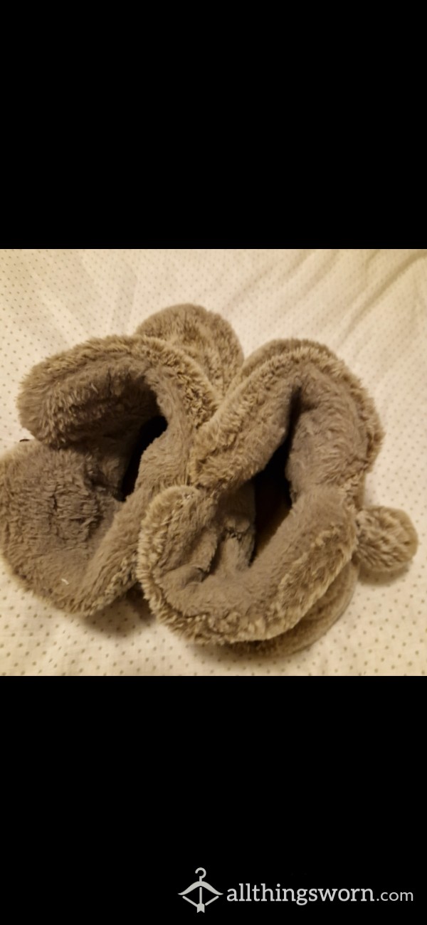 Fluffy Slipper Boots