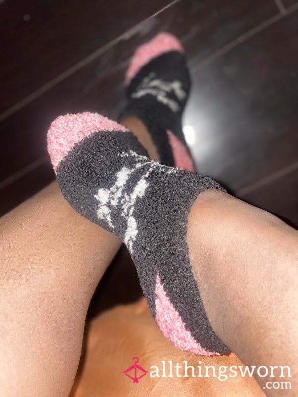 Fluffy Snowflake Ankle Socks