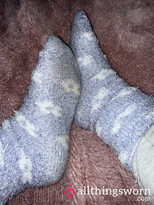 Fluffy Socks 🧦