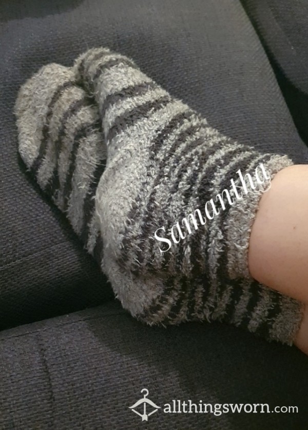 Fluffy Socks Worn For 5 Days, C*m With A One Minute Video Or 2 Digital Pics. You Lucky Boy.