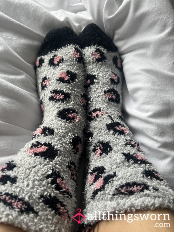 Fluffy Socks For You