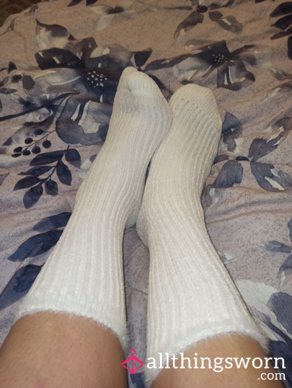 Fluffy White Socks Home Calzini Calze