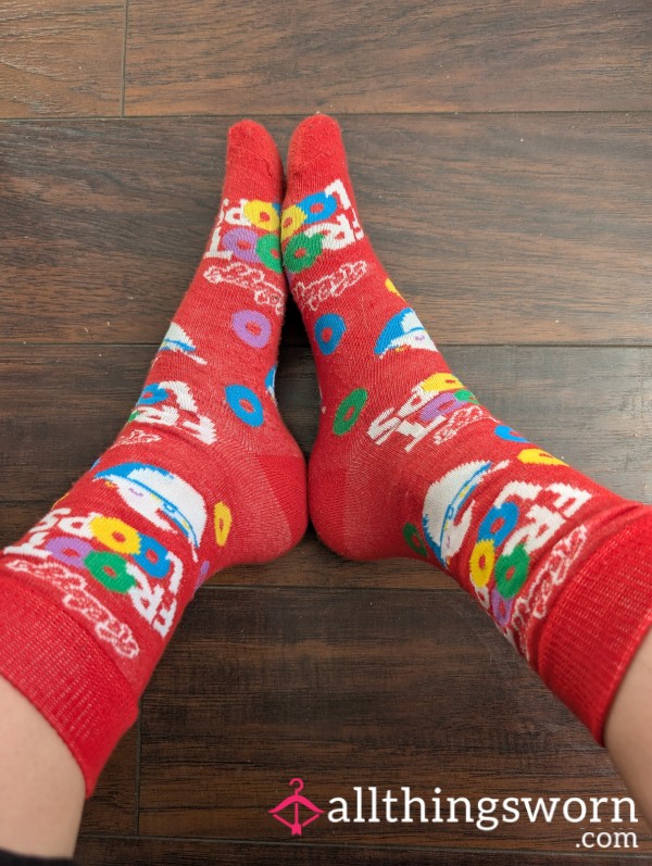 "Follow Your Nose, It Always Knows!" Froot Loop Socks