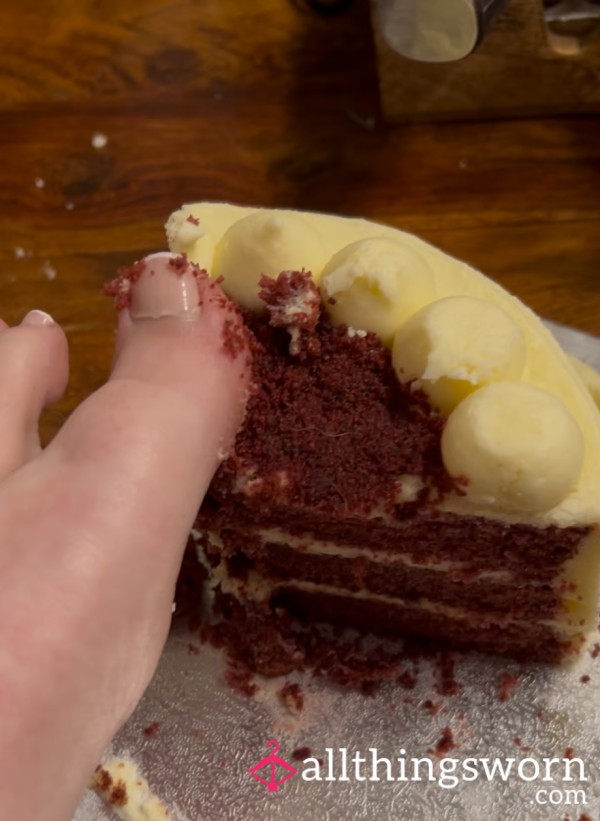 Foot Tease- Crushing M&S Red Velvet Cake 🦶🏻🎂