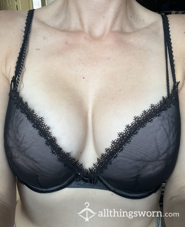 Frederick’s Of Hollywood Black Nylon Bra. 34C