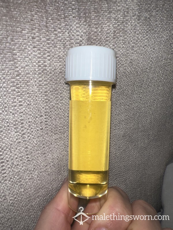 Fresh Pi*s Vial Includes Picture!! 😈