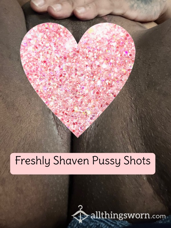 Freshly Shaven Pu**y Shots