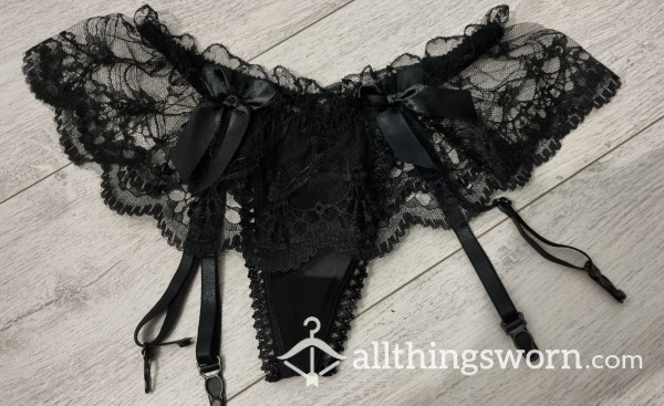 Worn S**y Black Suspender Belt With Built In Thong 😜