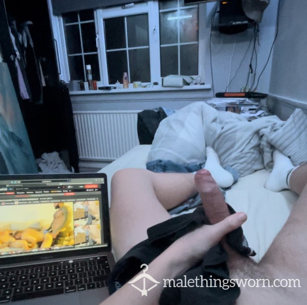 5 MIN FULL WANK + C*m SHOT WITH PORN