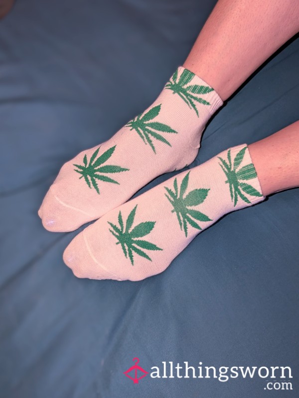 Fun Weed Socks