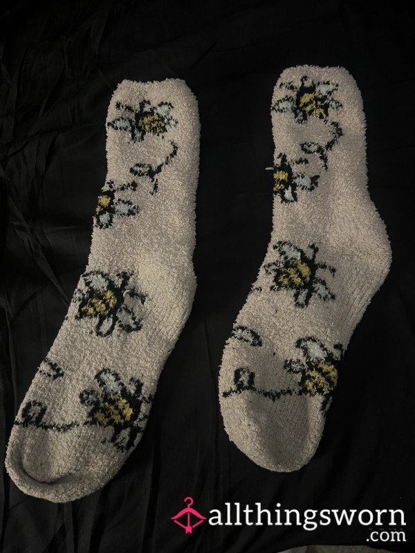 Fuzzy Bee Socks